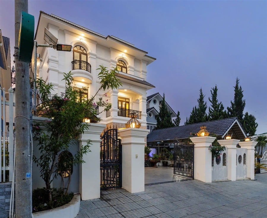 LA MERCI Villa 10 phòng ngủ